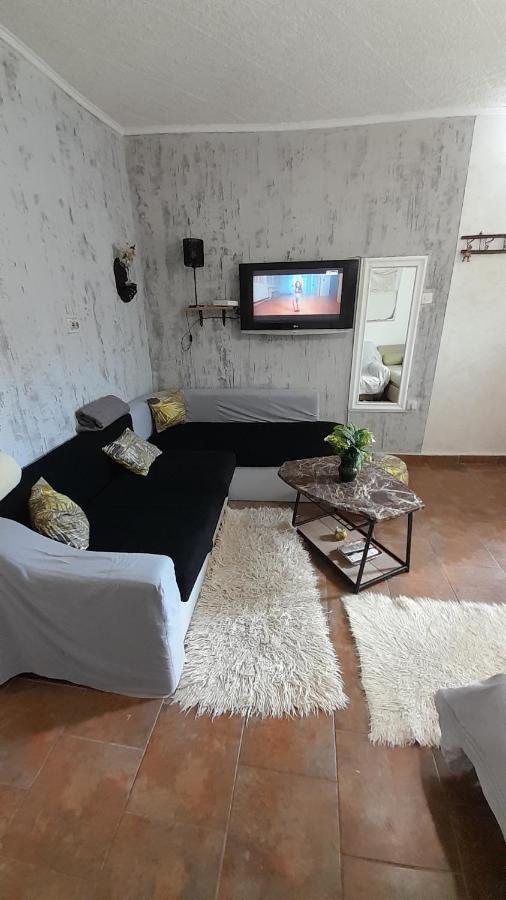 Kosta Apartments Σουμπότικα Εξωτερικό φωτογραφία